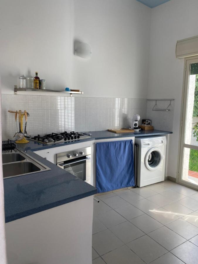 Villa Titti Residence La Bussola Фонтане-Бьянке Экстерьер фото