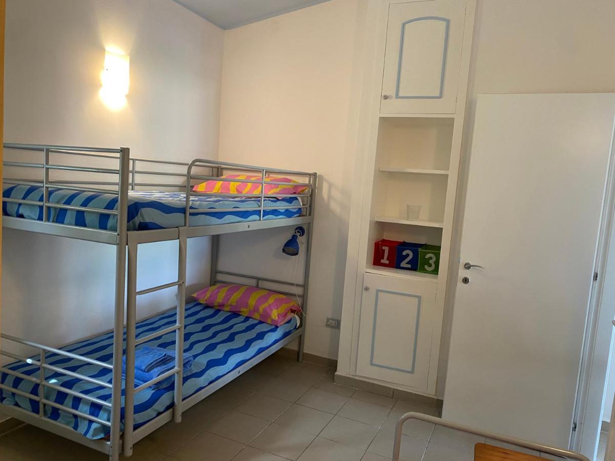 Villa Titti Residence La Bussola Фонтане-Бьянке Экстерьер фото