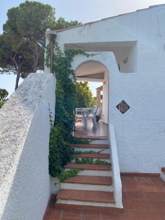 Villa Titti Residence La Bussola Фонтане-Бьянке Экстерьер фото