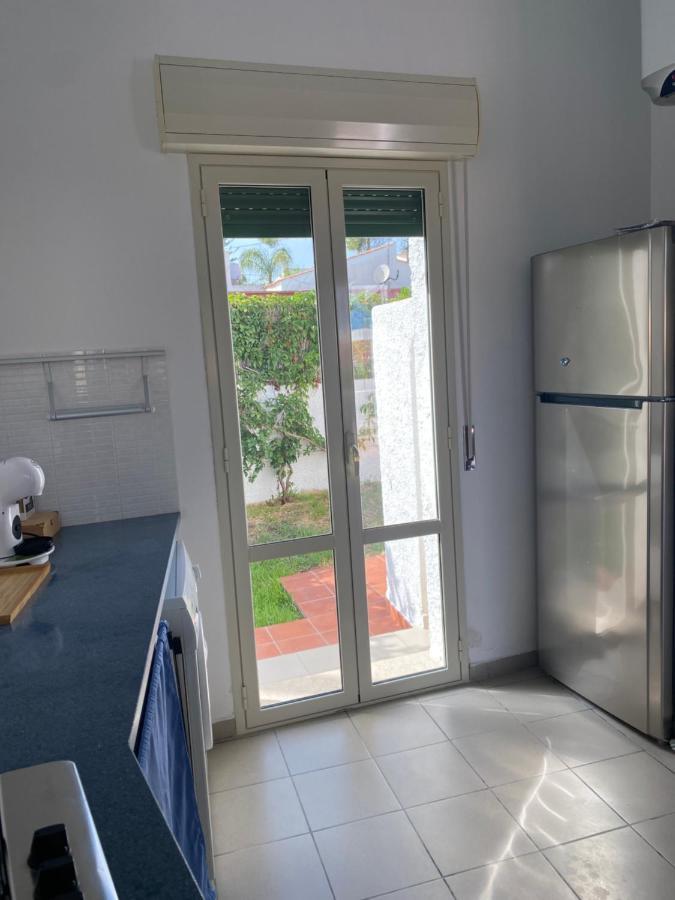 Villa Titti Residence La Bussola Фонтане-Бьянке Экстерьер фото